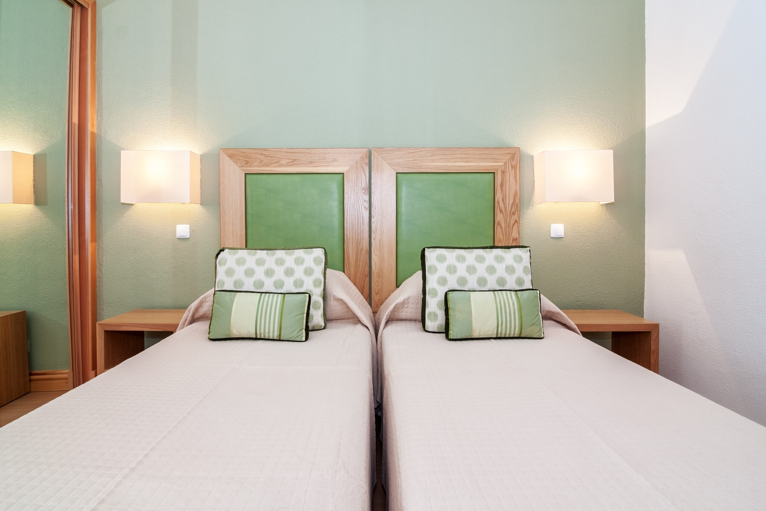 verifier la capacite de chambres à disposition dans un hotel pour votre groupe