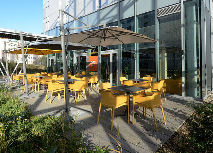 HÔTEL LODGE IN MIS 3 ETOILES